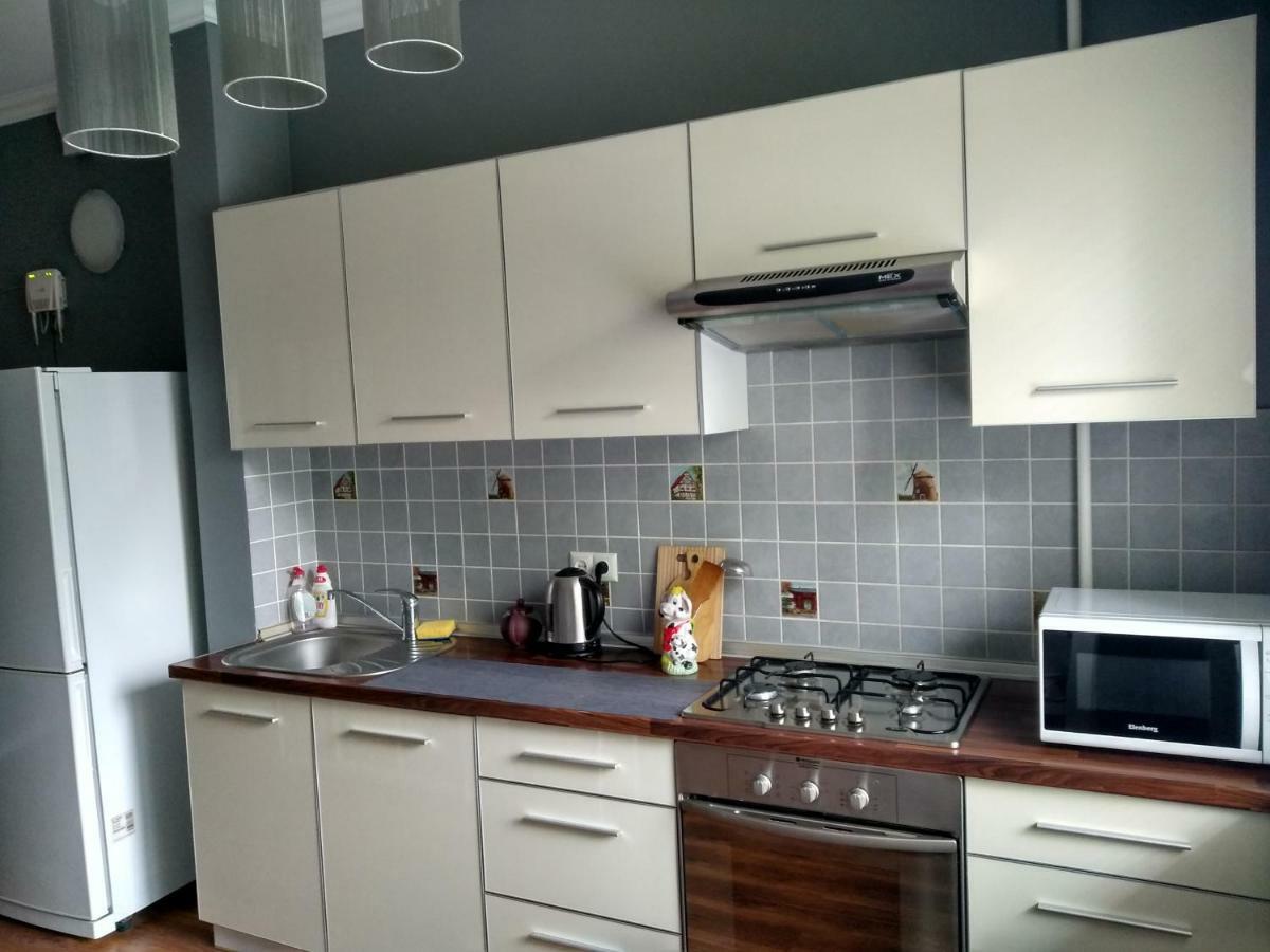 Stylish Apartment In The Gold Square Of Алматы Экстерьер фото